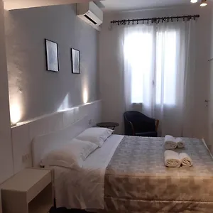 De' Neri Apartment